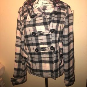 Victoria’s Secret plaid fall/winter coat (medium)